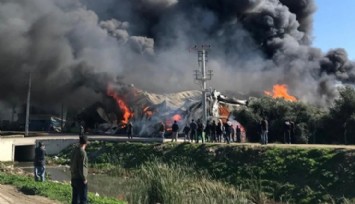 Mersin'de Fabrika Yangını!