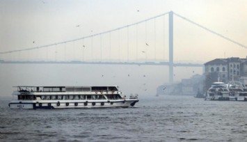 İstanbul Boğazı'nda Gemi Trafiği Yeniden Başladı!