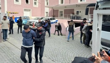 İzmir'de Terör Propagandası Yapan 6 Kişi Tutuklandı!