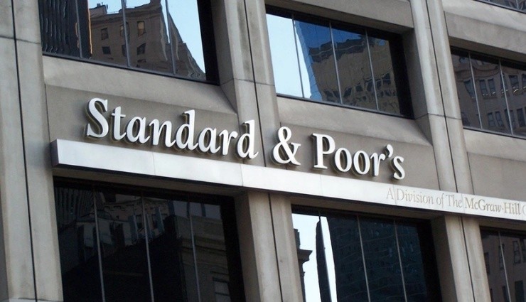 Standard & Poor's'tan Türkiye Kararı!