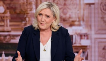 Le Pen'in Camiler Kapatılsın Talebi!