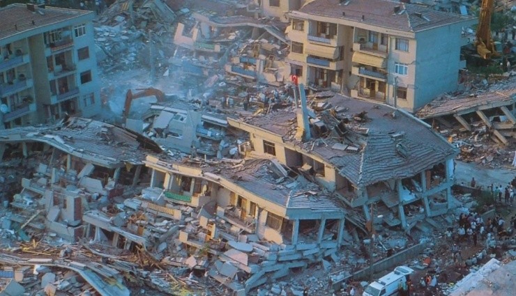 'Büyük Deprem Marmara'da Değil Ege'de Olacak!'