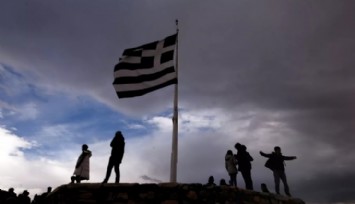 Yunanistan'dan 'Terörist' Açıklaması!