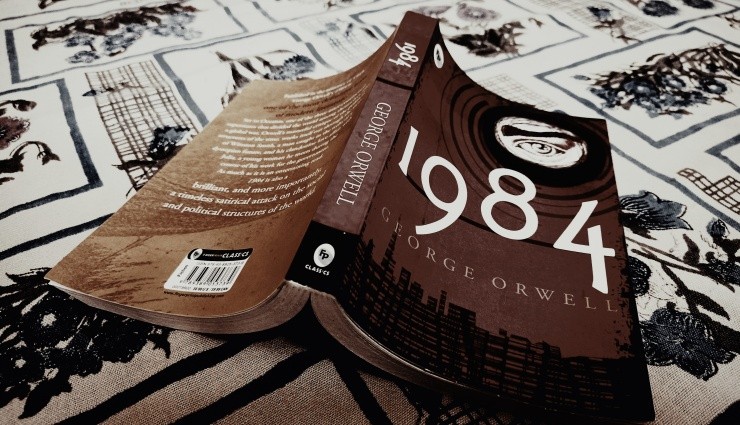 '1984' En Çok Okunan Roman Oldu!