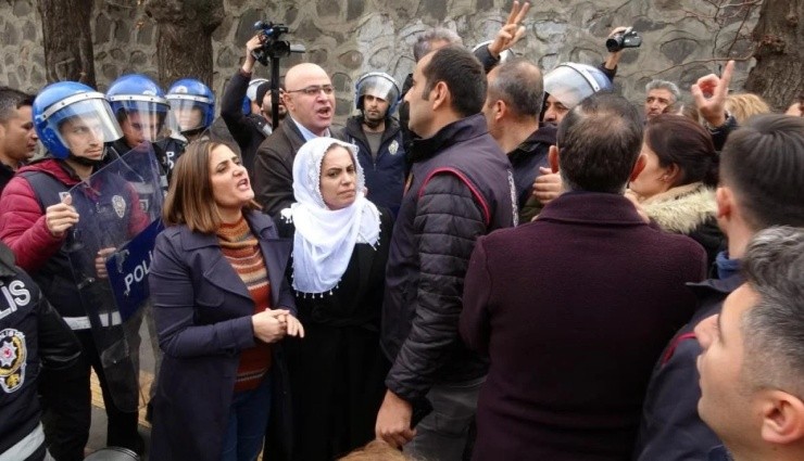 HDP'li Vekil Polise Hakaret Etti!