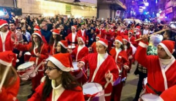 Suriye'de Noel Kutlamaları Başladı!