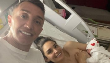 Muslera Üçüncü Kez Baba Oldu!