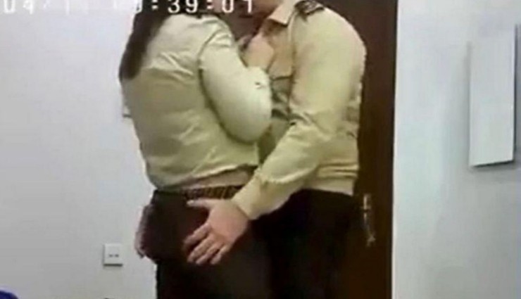 Azerbaycan'da Seks Skandalı!