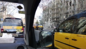 Barselona'da Taksiciler Eylemde!