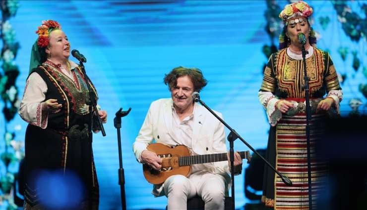 Goran Bregovic Türkiye Yüzyılı Şarkısına Eşlik Etti!
