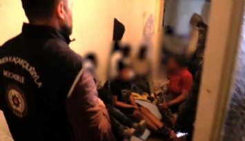 İzmir'de 'Şok Evleri'ne Polis Baskını!