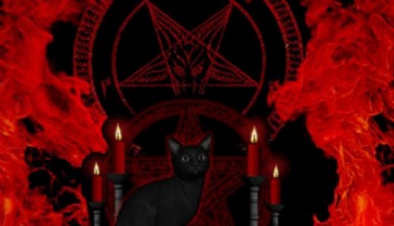 Satanist Ayini: 5 Domuz Kalbi Ve 20 Mum Bulundu!