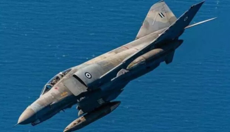 Yunanistan'a Ait Savaş Uçağı Düştü!
