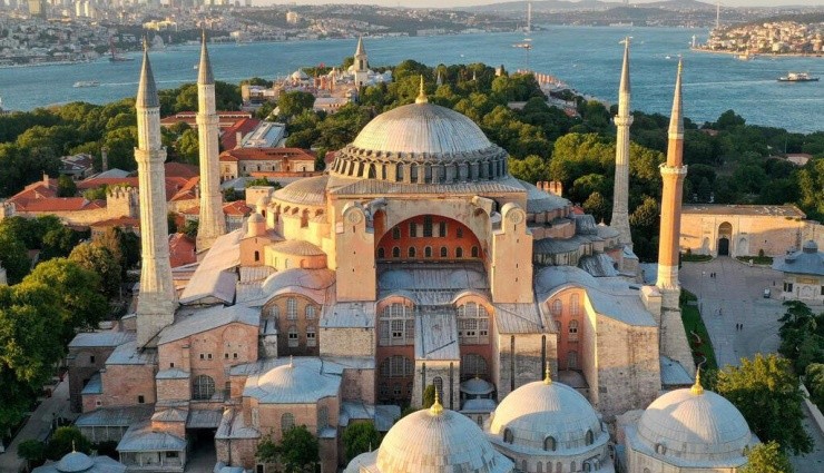 Ayasofya’da Yeni Dönem Başlıyor!