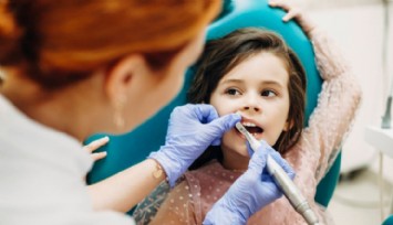 Çocuğunuzun Diş Hekimi Korkusunu Nasıl Yenersiniz?