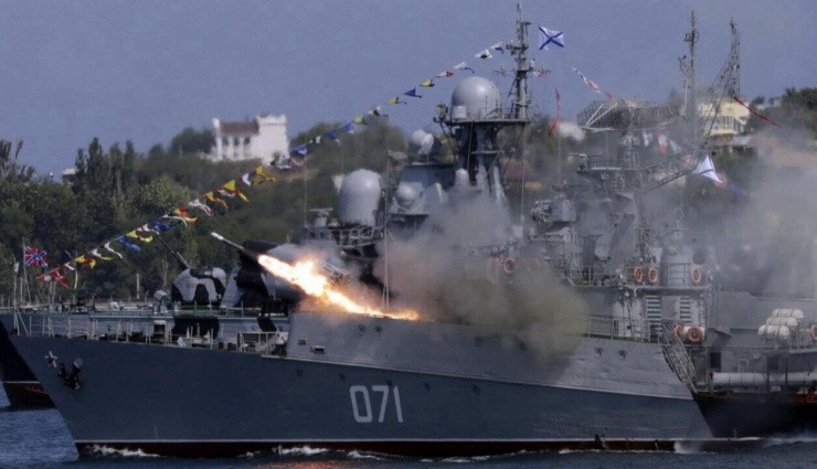 Rusya Yeni Donanma Üssü Kuracak!