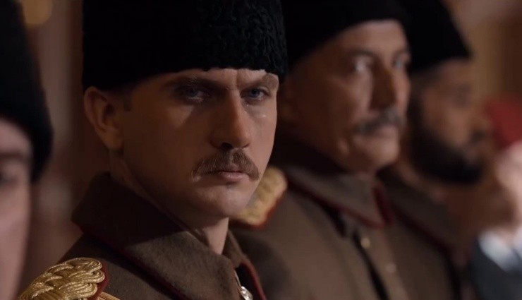 Atatürk Filmi Rekor Kırdı!