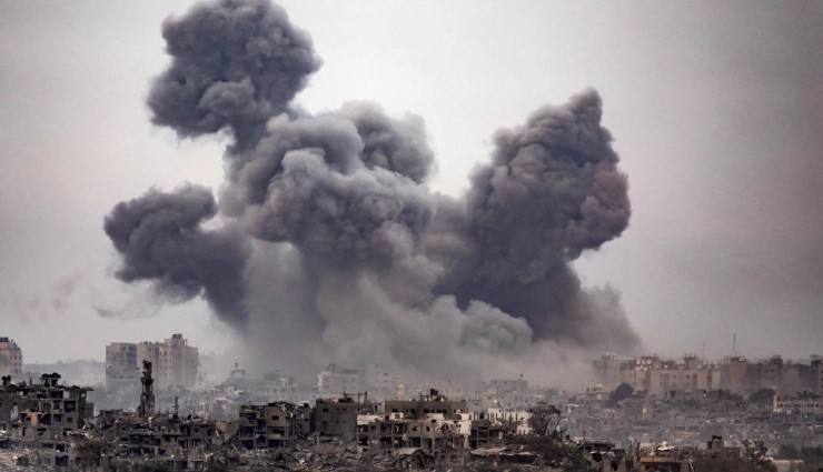 İsrail, Gazze'de BM'ye Ait Bir Okulu Bombaladı!
