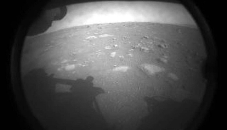 Mars'taki Canlılar Uzay Araçlarından Kaçıyor mu?