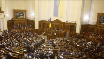 Ukrayna'daki Sıkıyönetim 90 Gün Uzatıldı!