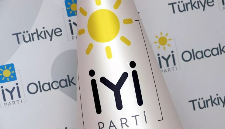 İYİ Parti’de Peş Peşe İstifalar!