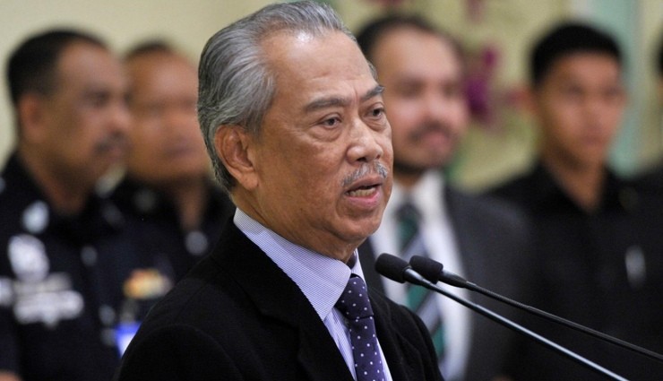 Malezya Eski Başbakanı Yolsuzlukla Suçlanıyor!