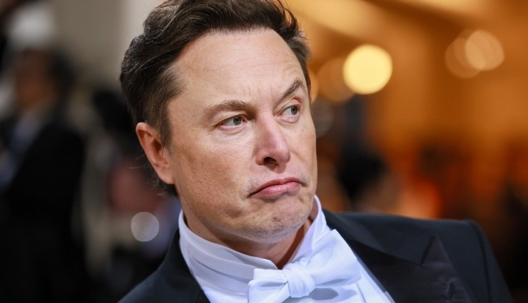 Musk, Dünyanın En Zengin İnsanı Unvanını Kaptırdı!