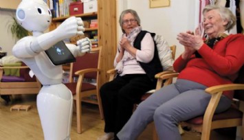 Yaşlıların Bakımını Robotlar mı Üstlenecek?