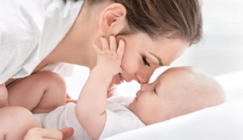 Bebeğinizi Konuşmaya Teşvik Etmenin 7 Pratik Yolu!