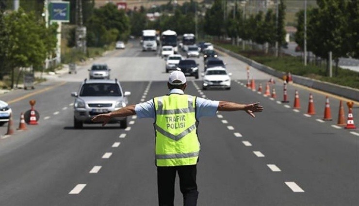 İstanbul'da Bazı Yollar Trafiğe Kapatılacak!