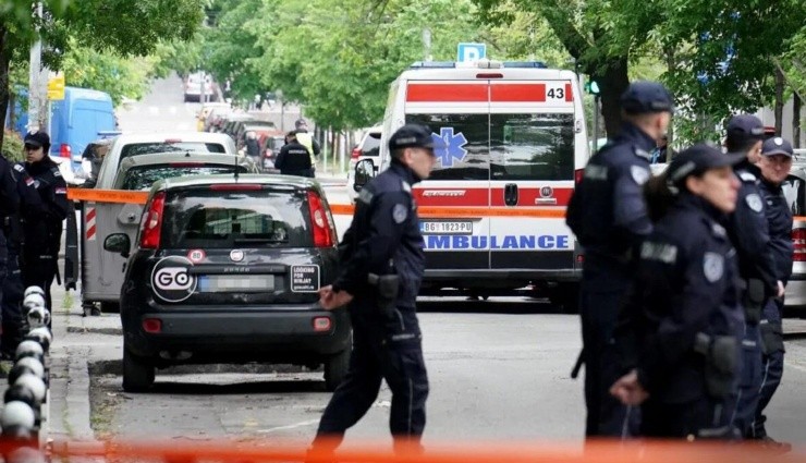 Sırbistan'da Silahlı Saldırı: 8 Ölü!