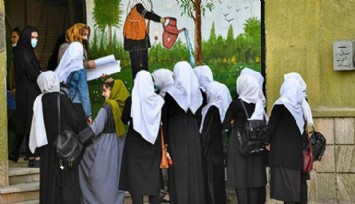 Afganistan'da 60 Kız Öğrenci Zehirlendi!