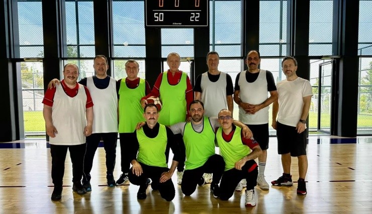 Erdoğan, Kurmaylarıyla Basketbol Oynadı!