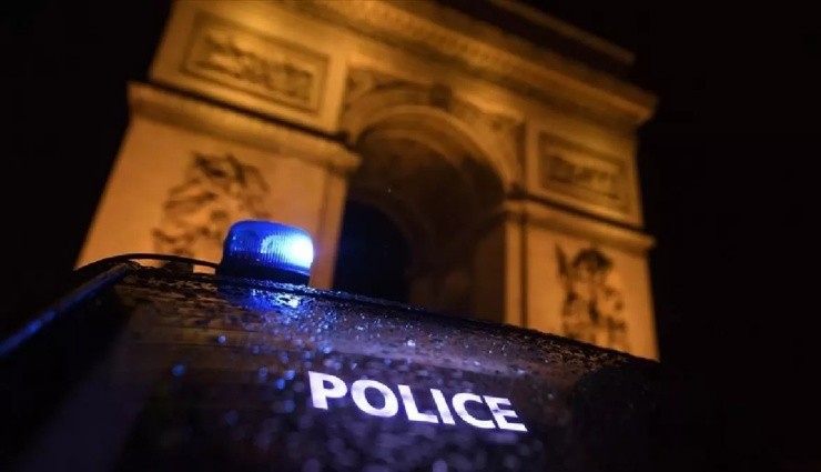 Fransa'da Bıçaklı Saldırı: 4'ü Çocuk 5 Yaralı!