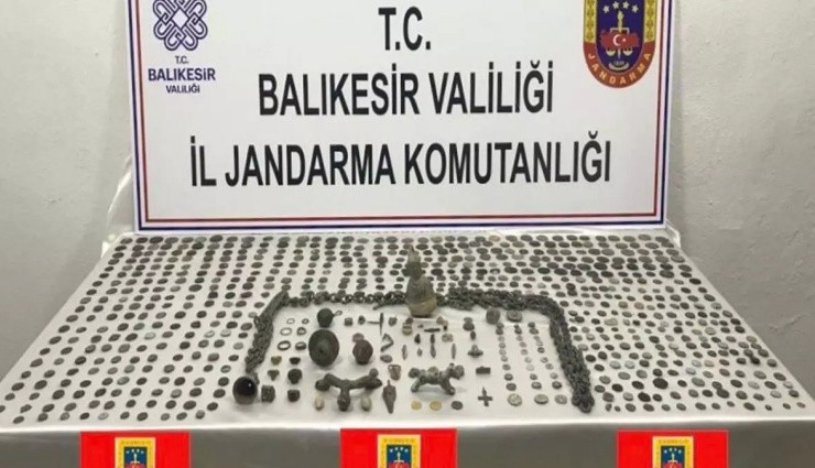 Balıkesir'de Ele Geçirildi: 2 Bin 139 Adet!