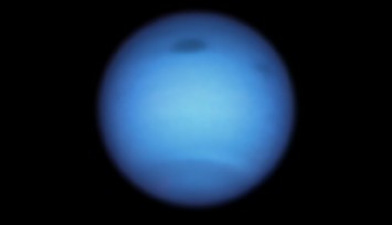Araştırma: Neptün'ün Bulutları Yok Oluyor!