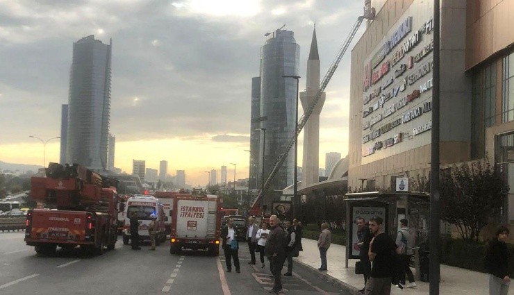 İstanbul AVM'de Yangın!