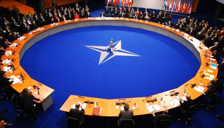 NATO'dan Ermenistan'a Çağrı!