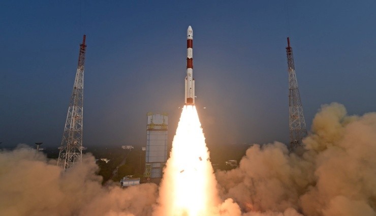 Hindistan XPoSat Uydusunu Uzaya Fırlattı!
