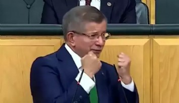 Ahmet Davutoğlu Kürsüde Hüngür Hüngür Ağladı!