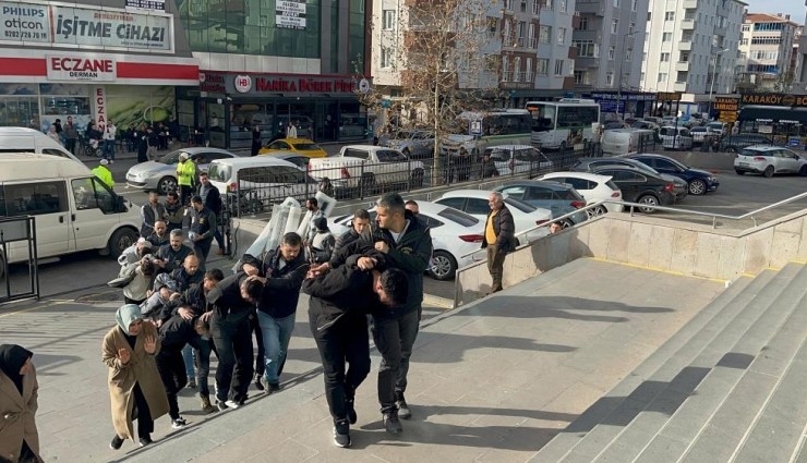 Polis Kılığına Giren Çete, 25 Milyon Lira Dolandırdı!