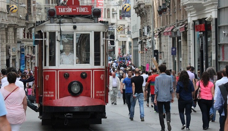 İstanbulluların Yüzde 55,9'u Kredi Kartı Borcunu Ödeyemiyor!