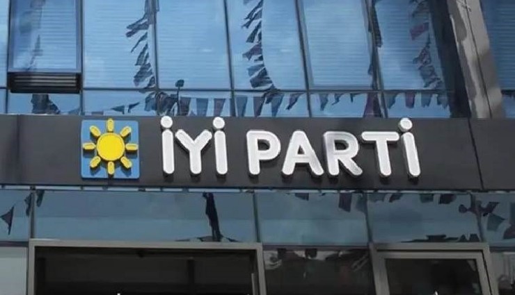 İYİ Parti, İzmir İlçe Adaylarını Açıkladı!