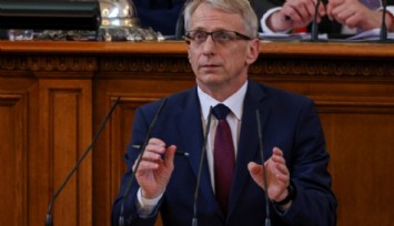 Bulgaristan Başbakanı Denkov İstifa Etti!