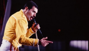 Freddie Mercury, Ölümünden 33 Yıl Sonra Konser Verecek!