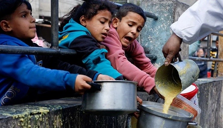 Gazze’de Açlıktan Ölen Çocukların Sayısı 10’a Yükseldi!