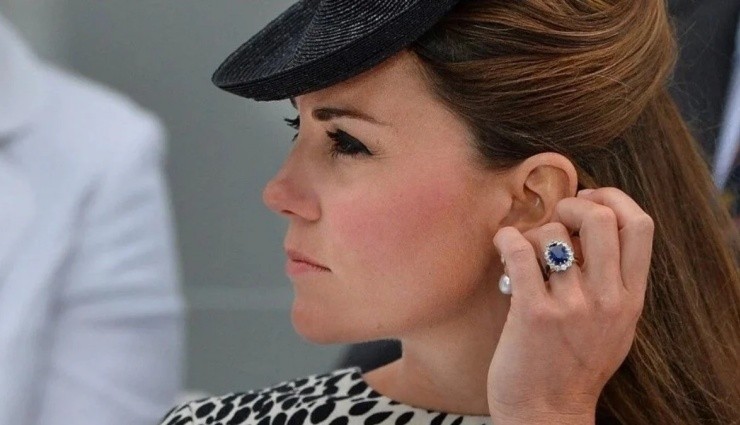 Kate Middleton'ın Taktığı Yüzük Lanetli mi?