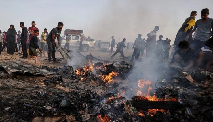 BM, İsrail'in Refah'taki Kampa Saldırısını Kınadı!