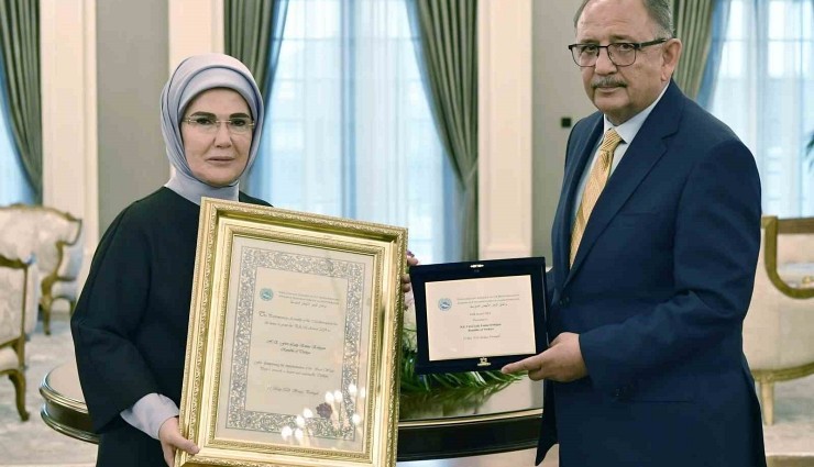 Emine Erdoğan'a AKDENİZ-PA Ödülü!