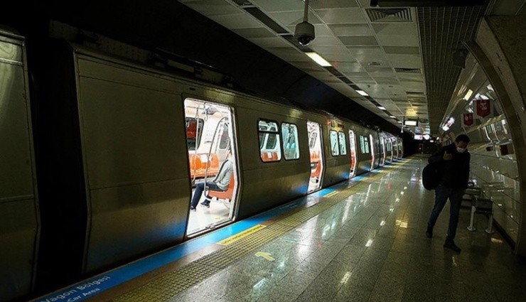 İstanbul'da M2 Metro Hattında İntihar Girişimi!